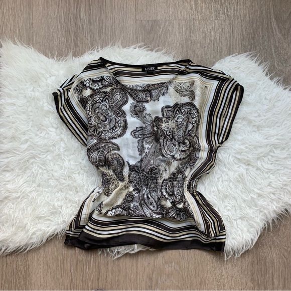 Hermès inspired blouse - Picture 2 of 3